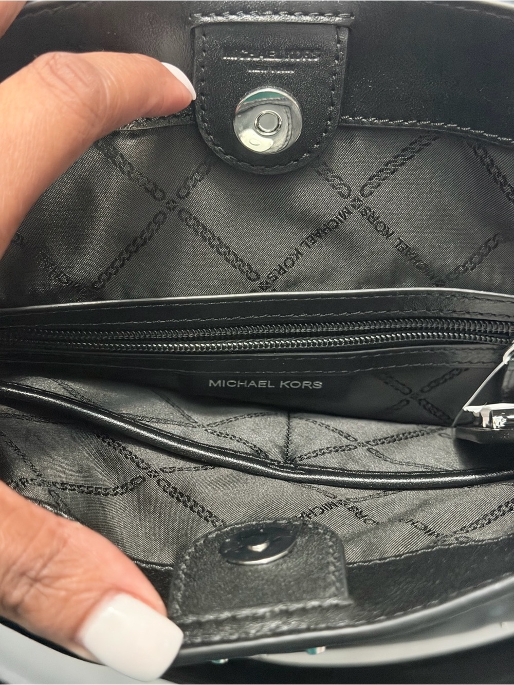 Michael Kors Astor Re- Edition 2004- Black Studded Leather Tote - Picture 14 of 15